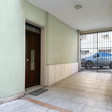 Parisi Centro Storico Apartment