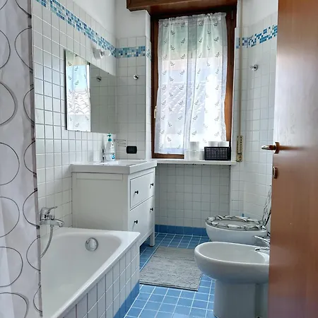 Parisi Centro Storico Apartment *