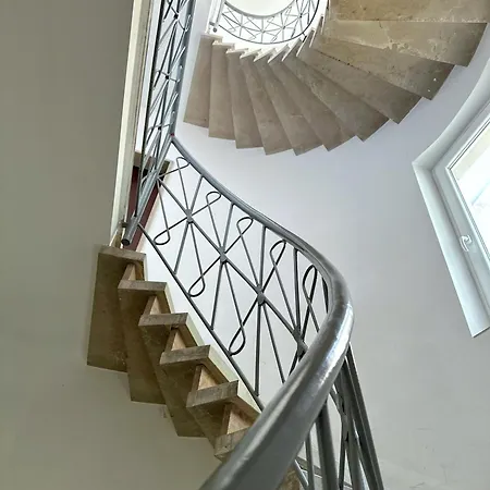 Apartment Parisi Centro Storico