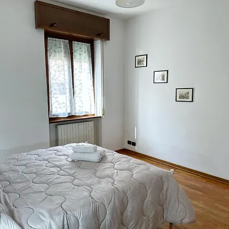 Parisi Centro Storico Apartment *